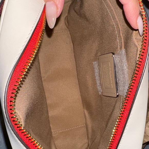 Coach Women's Jamie Camera Bag in Heart Cherry Print - Picture 9 of 12